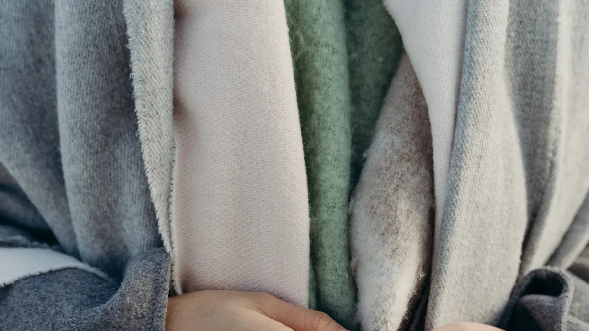 100% Cashmere Scarf and Product Highlights