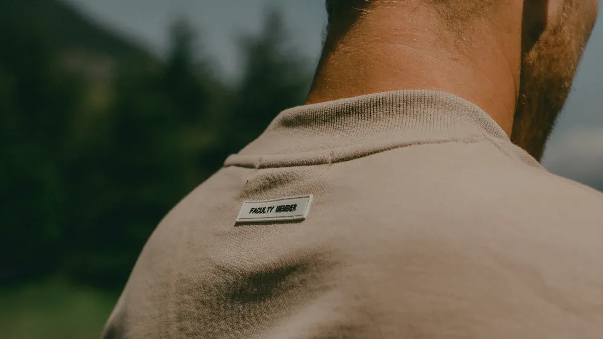 Choosing a Vancouver Sweater Supplier